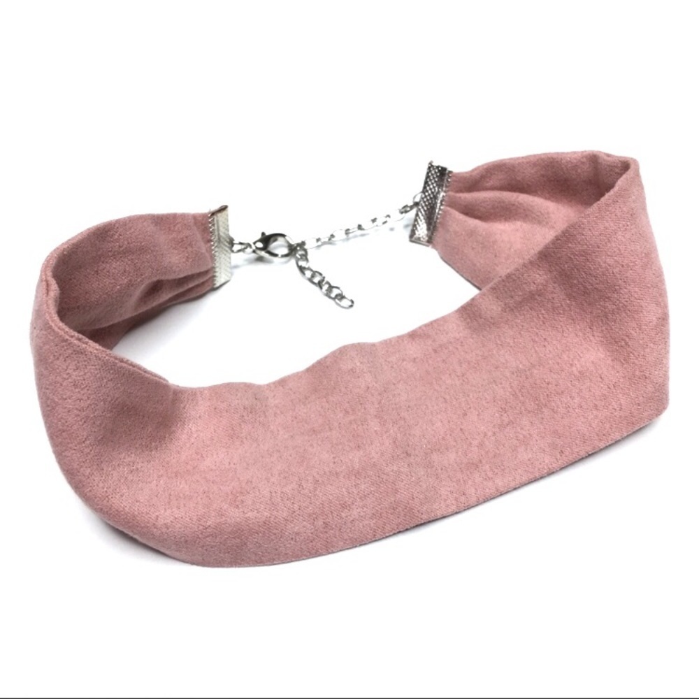 3/$30 Free People | Pink Daisy Jane Suede Choker
